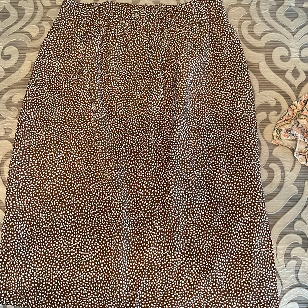 Midi length straight skirt animal print